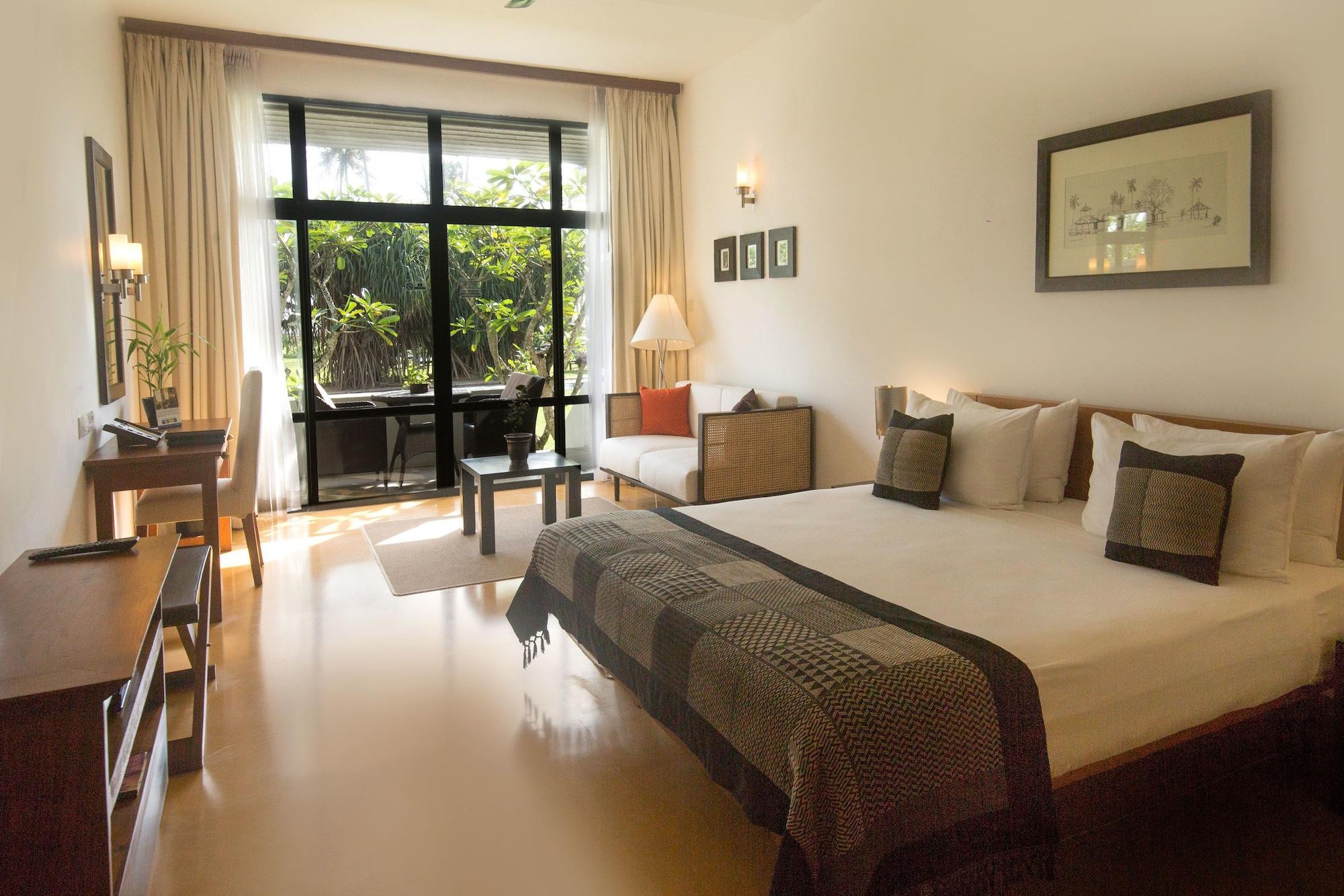 The Blue Water - Geoffrey Bawa Heritage - City Resort Hotel Wadduwa Ngoại thất bức ảnh