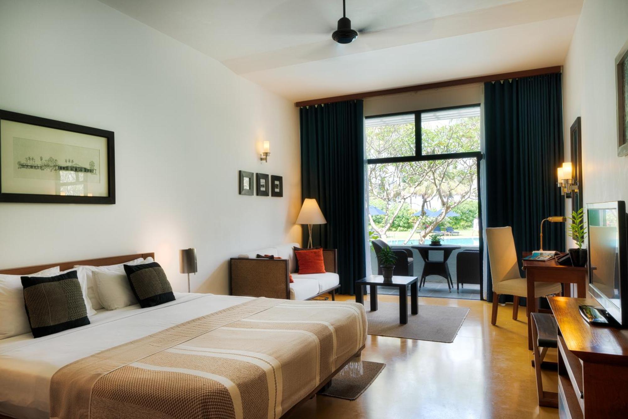 The Blue Water - Geoffrey Bawa Heritage - City Resort Hotel Wadduwa Ngoại thất bức ảnh